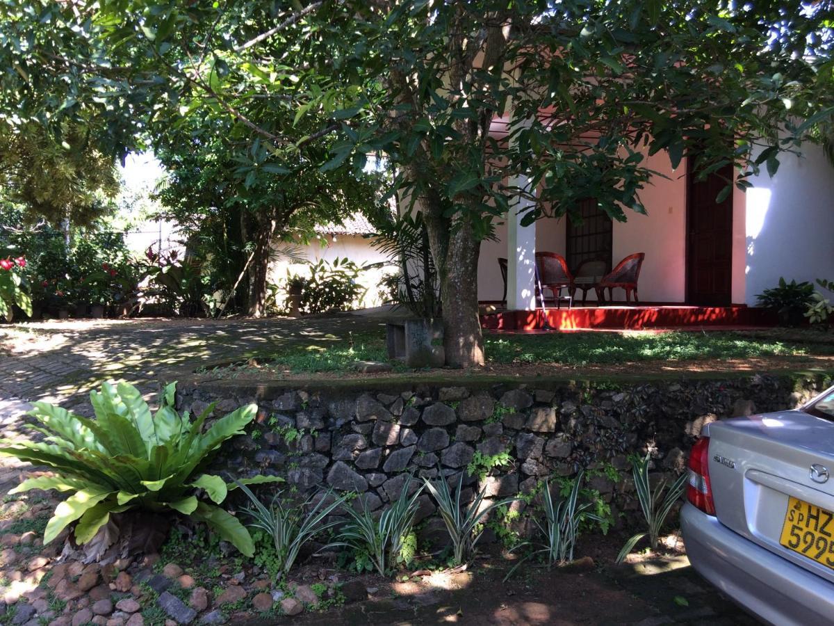 Galle Rest Home Esterno foto